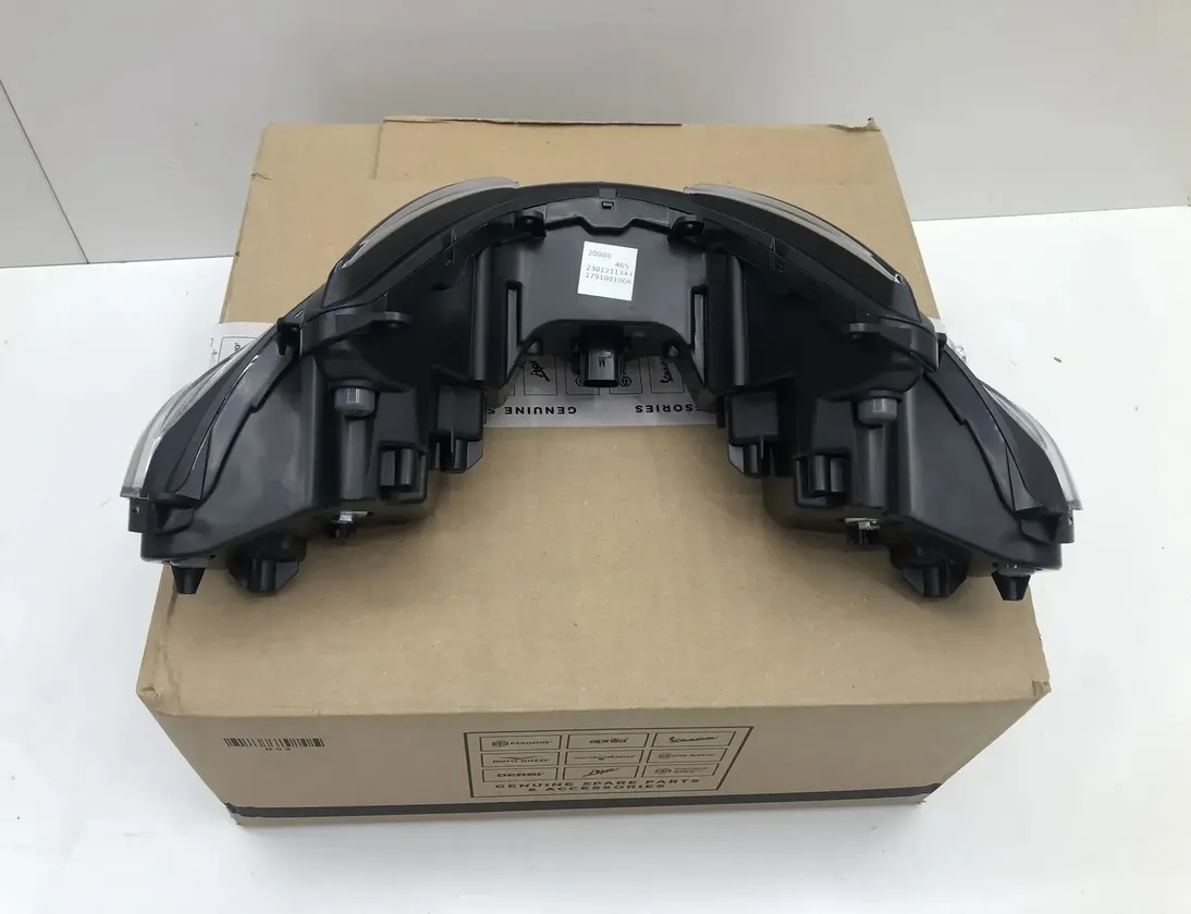 APRILIA RS Faro delantero 2D000707 34402048