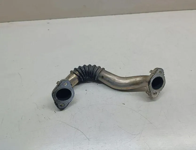 VOLKSWAGEN Passat B6 (2005-2010) EGR Tube Pipe 03P131521A 33665544