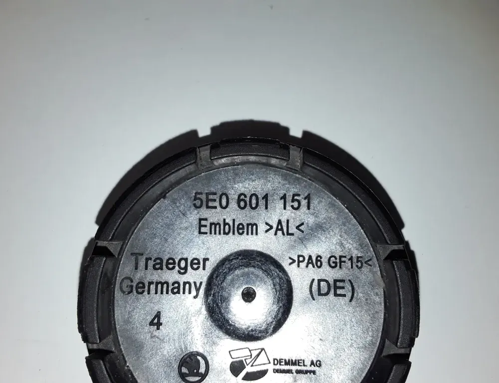 SKODA Octavia 3 generation (2013-2020) Wheel Covers 5E0601151 34916978