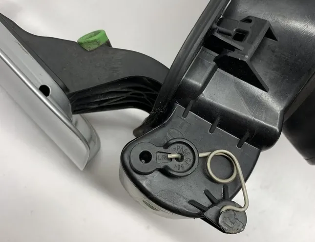 BMW 7 Series F01/F02 (2008-2015) Fuel Tank Flap 624118,7546830 13649755