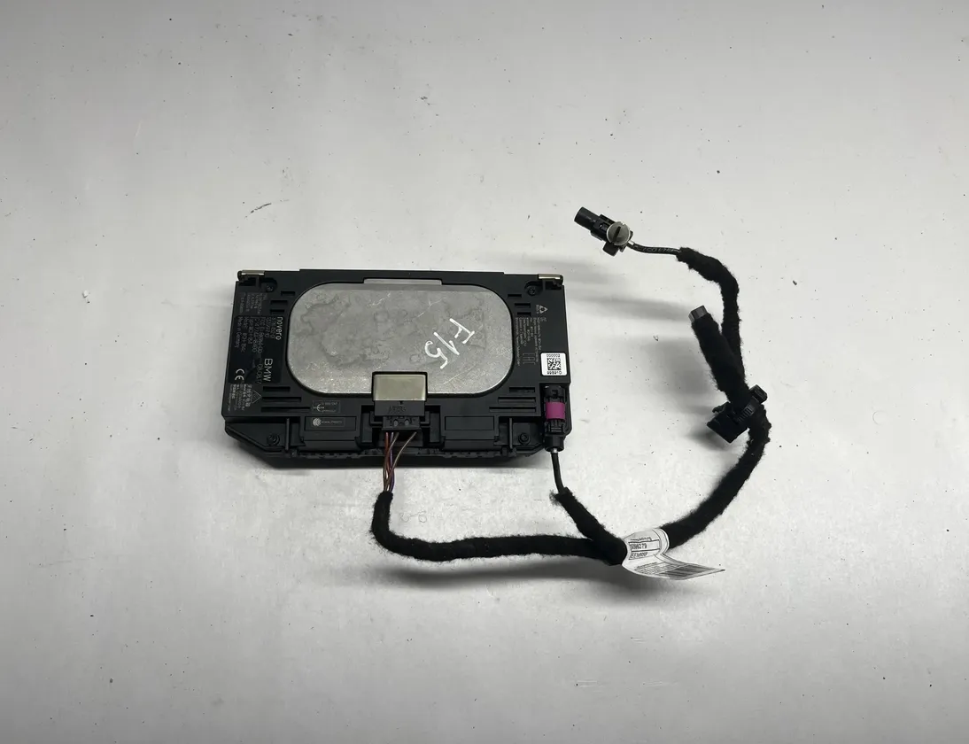 BMW X5 F15 (2013-2018) Wireless charging station 84108781452,84106836835,6836835,84106832062,6832062,8781452 27531628