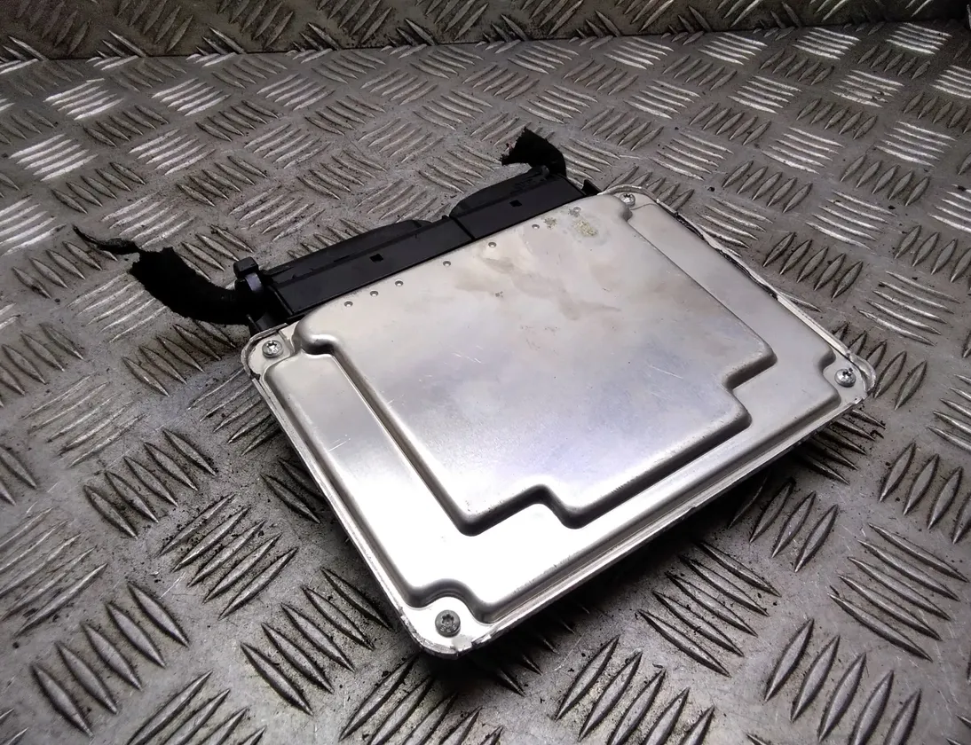 VOLKSWAGEN Passat B5 (1996-2005) Engine Control Unit ECU 0281011201,038906019ke 18178680