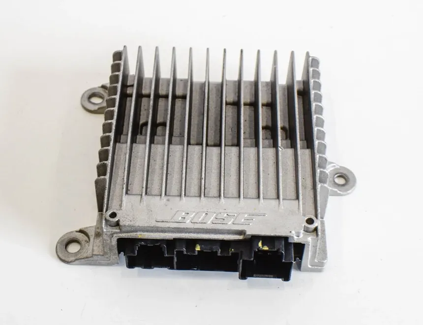 CHEVROLET Volt 1 generation (2011-2015) Sound Amplifier 990438,20760438 11084378