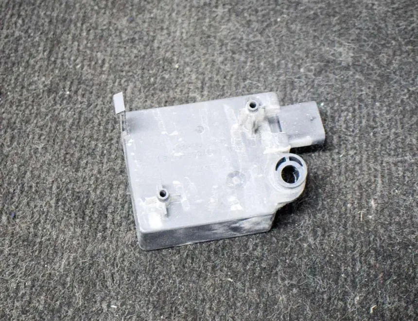 TESLA Model 3 1 generation (2017-2024) Other Control Units 1097855-00-F 11243930