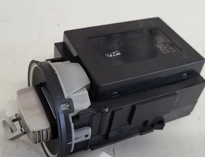 VOLKSWAGEN Passat B7 (2010-2015) Ignition Lock 33303601,1382Q01S,3C0905843AD 30773193
