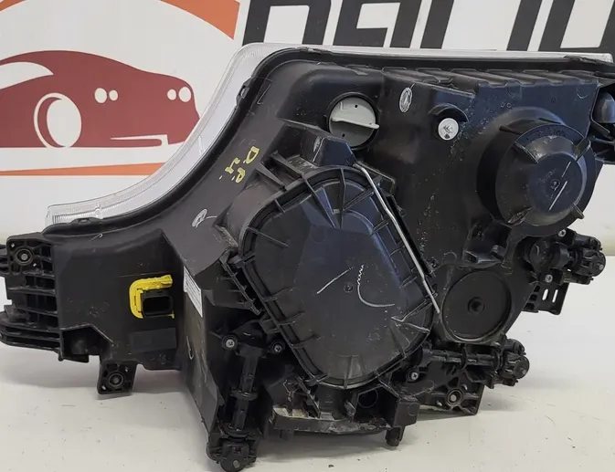 MERCEDES-BENZ ACTROS MP4 (2011-present) Front Right Headlight A9608200739 34021353