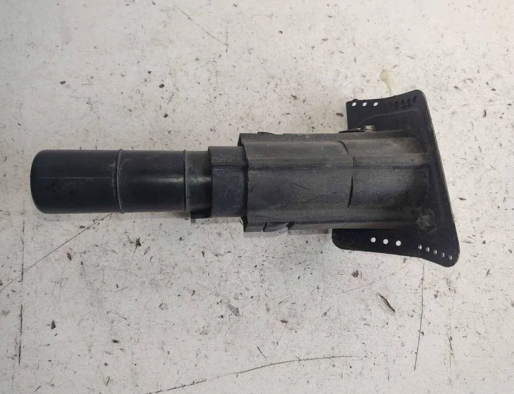 VOLKSWAGEN Golf 6 generation (2008-2015) Lavador del faro izquierdo NO8454256,8WT00995300 34701019