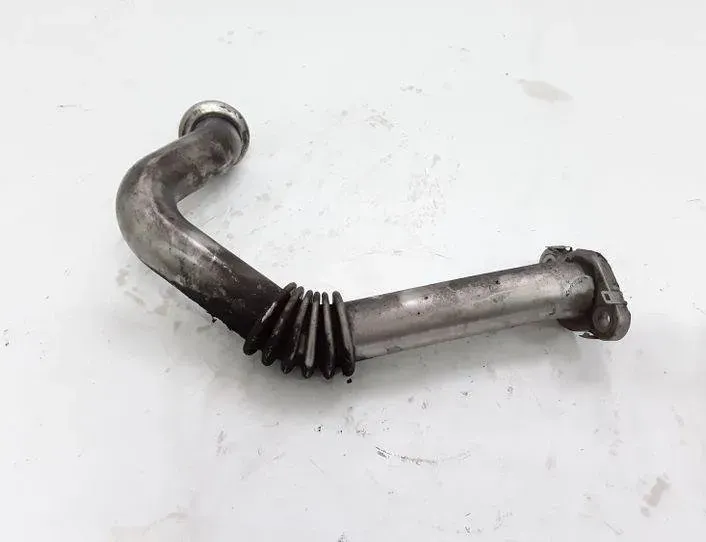 VOLKSWAGEN Passat B7 (2010-2015) EGR Tube Pipe 03L131521A 25513266