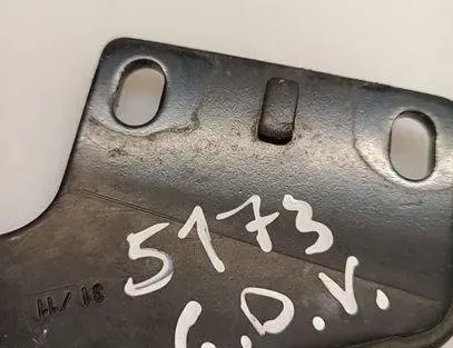 SEAT Alhambra 2 generation (2010-2021)  Sliding door hinge 7N0843436B 25555076