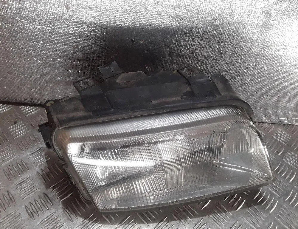 AUDI A4 B9/8W (2015-2024) Front Right Headlight 8D0941030 33836224