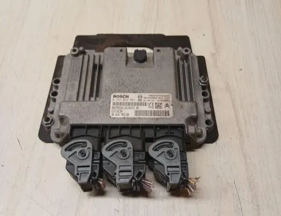 CITROËN C4 Picasso 1 generation (2006-2013) Engine Control Unit ECU 9653958980 34898201
