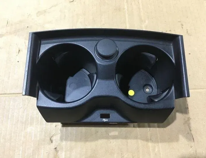 BMW 5 Series G30/G31 (2016-2023) Posavasos 5116,187013,6801508 20223364