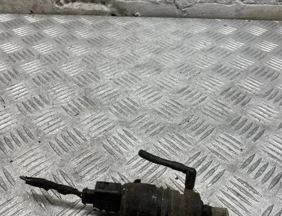 AUDI A8 D3/4E (2002-2010) Washer Tank Motor 1J0973722 30515732