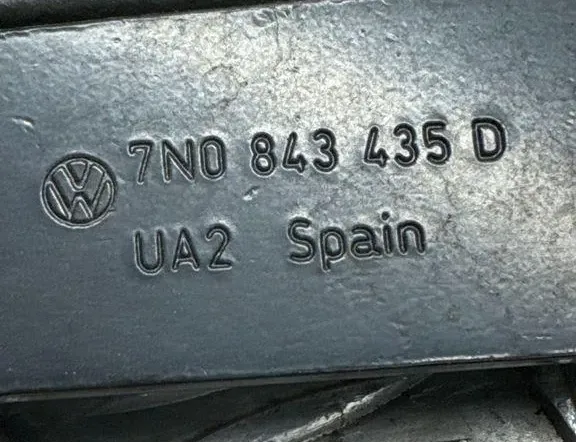 SEAT Alhambra 2 generation (2010-2021) Sliding door hinge 7N0843435D 34986666