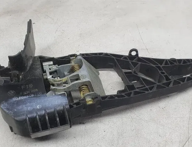 BMW X5 F15 (2013-2018) Left Side Sliding Door Exterior Handle 7304804 30540585