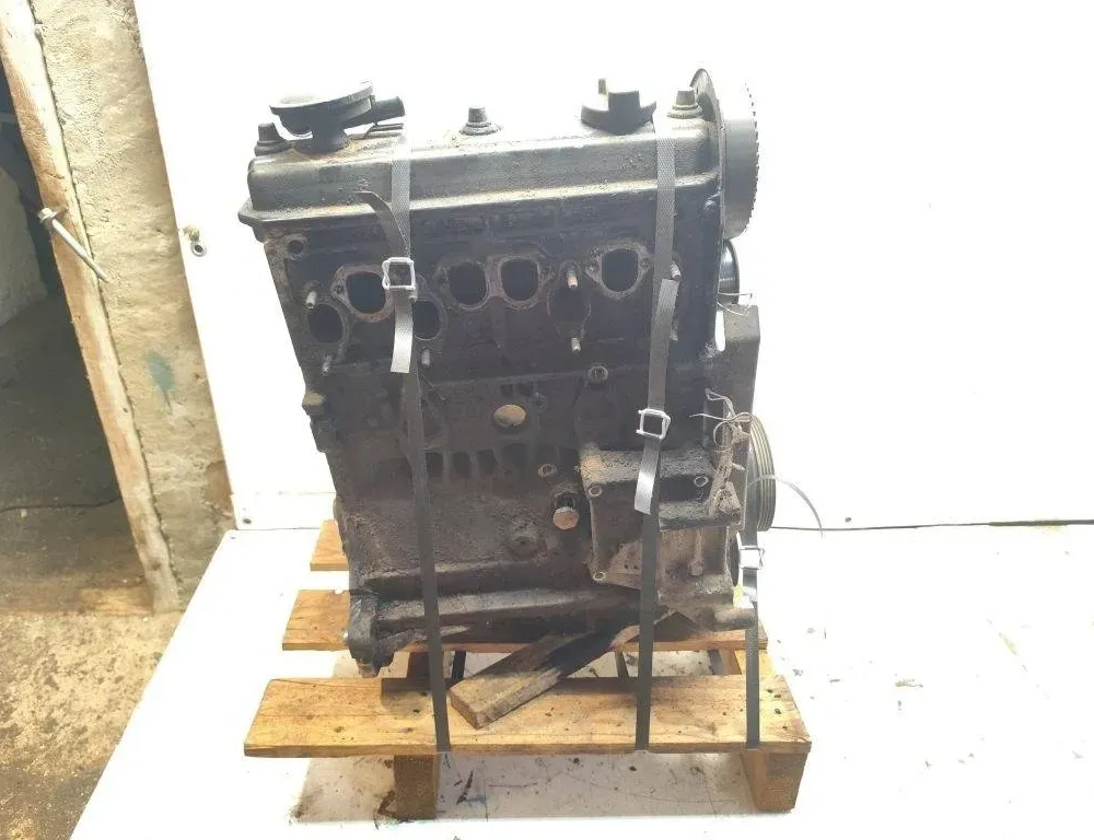 AUDI A4 B6/8E (2000-2005) Engine AFN 31482017