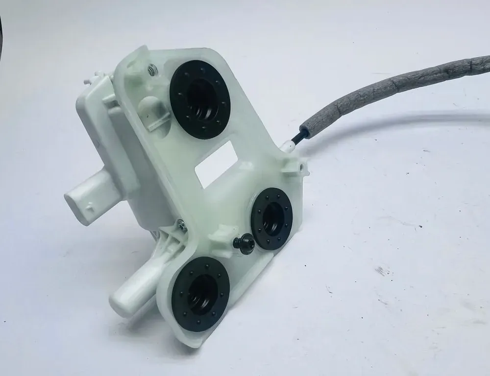 MERCEDES-BENZ GLC X253 (2015-2024) Motor de cierre suave del maletero del portón trasero A0999068600,517413 34761738