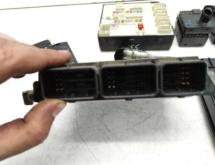RENAULT Laguna 3 generation (2007-2015) Engine ECU Set 8200726880,8200946162,0281015323 20766450
