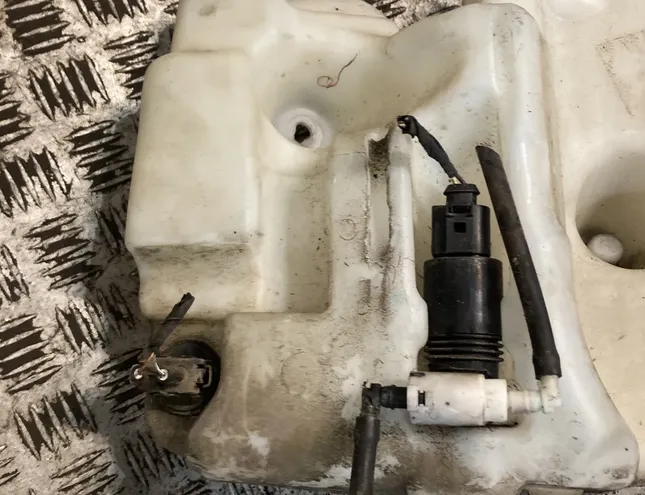 MERCEDES-BENZ M-Class W164 (2005-2011) Window Washer Tank a1648690020,1648690020 28447565