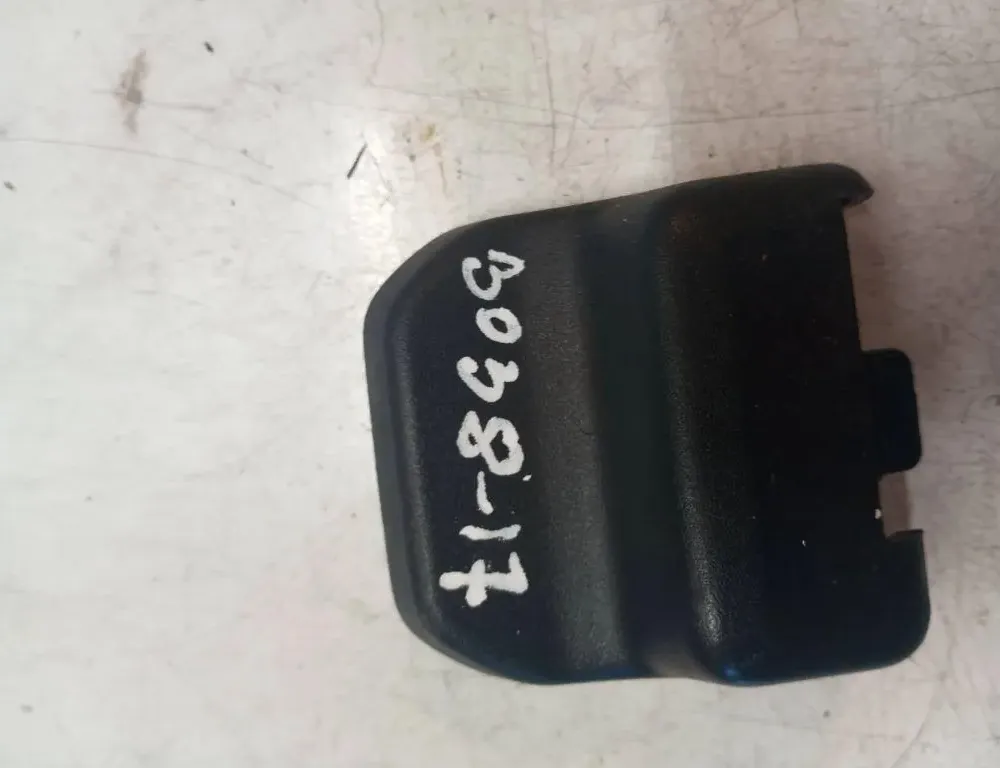 VOLVO S80 2 generation (2006-2020) Seat trim details 30697914 33136363