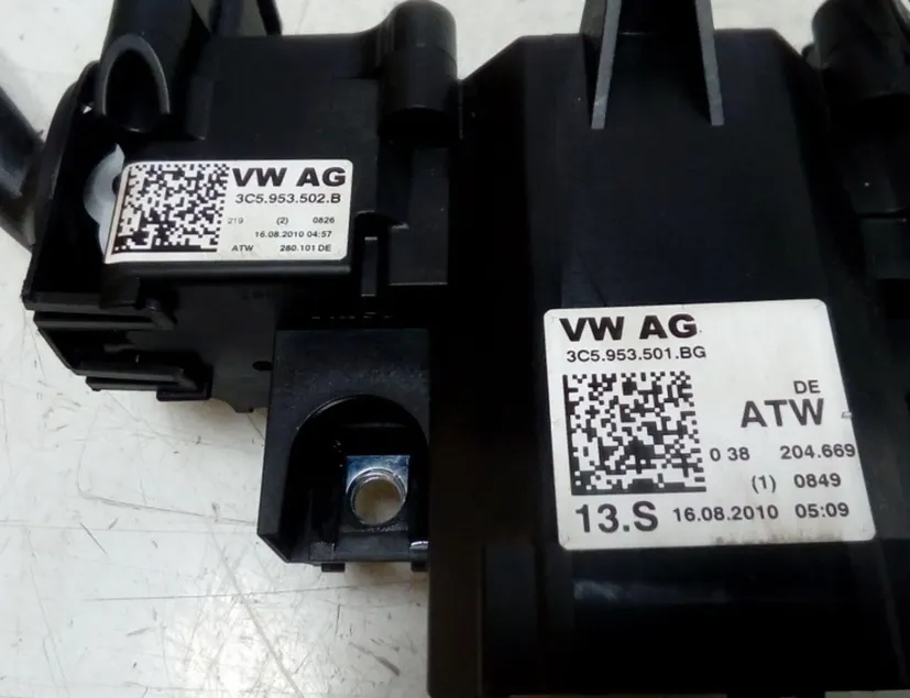 VOLKSWAGEN Passat B5 (1996-2005) Interruptor del volante del limpiaparabrisas 3C5953501BG 28531620