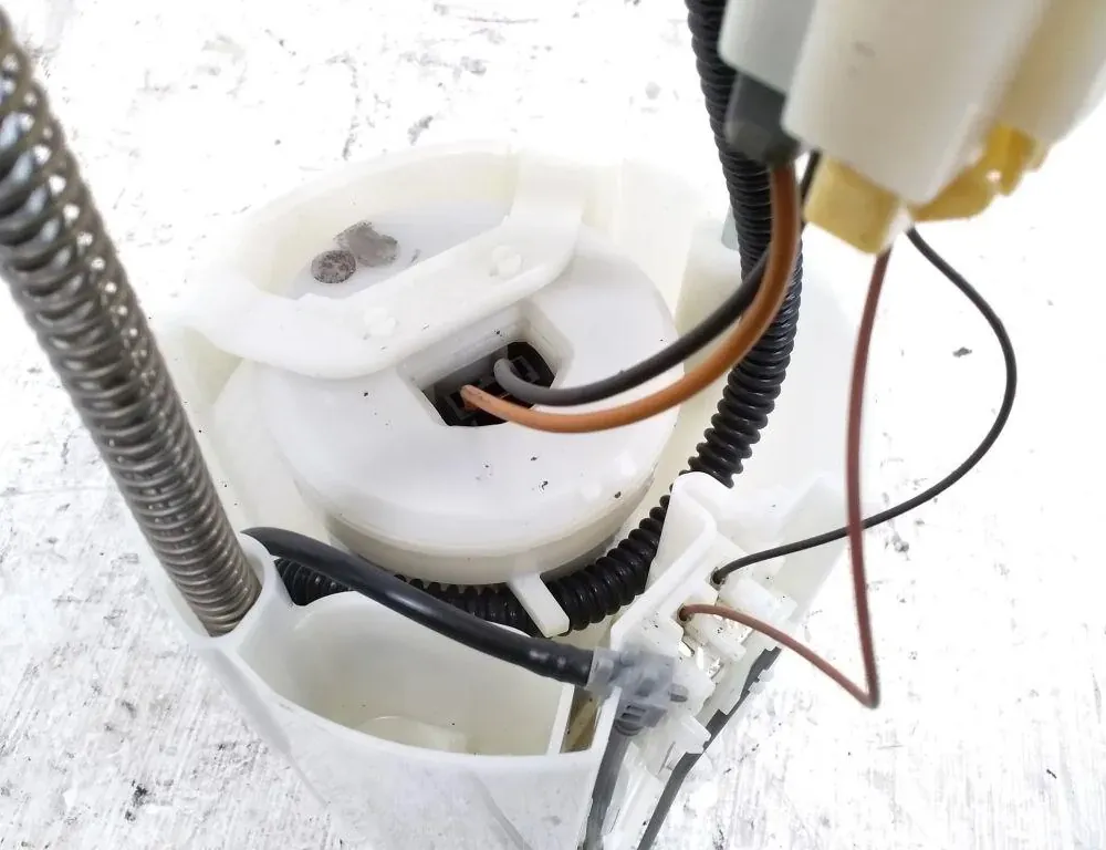 LEXUS RX 3 generation (2009-2015) In Tank Fuel Pump 770200E030 34987978