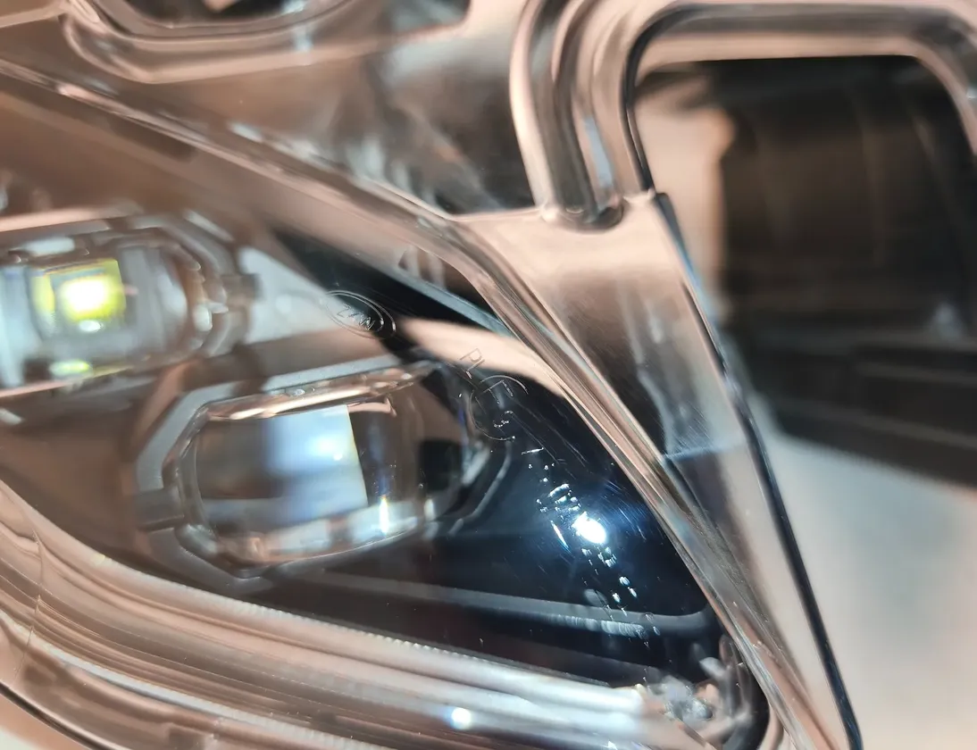 BMW S (2014-2019) Faro delantero 8395701 34908535