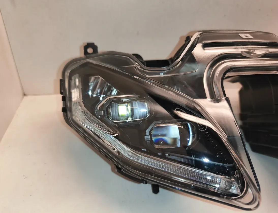 BMW S (2014-2019) Faro delantero 8395701 34908535