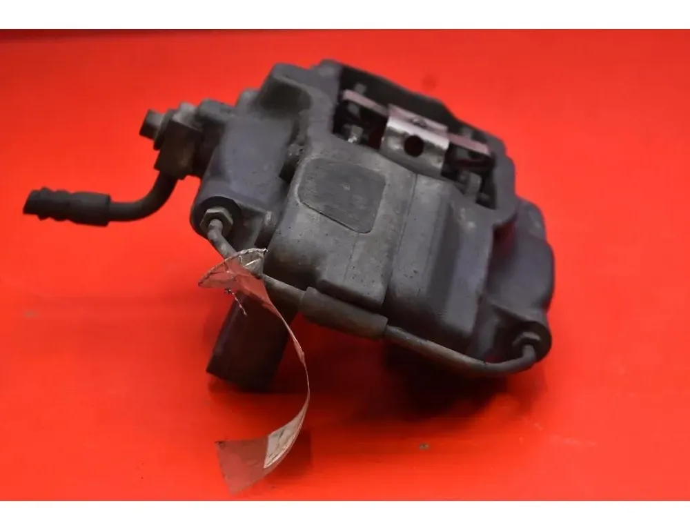 TESLA Model S 1 generation (2012-2024) Rear Right Brake Caliper 33076900