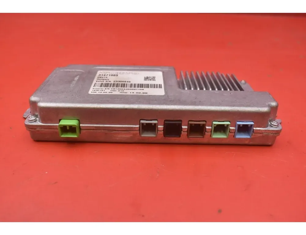 VOLVO XC90 2 generation (2014-2024) Engine Control Unit ECU 31471889 33504068
