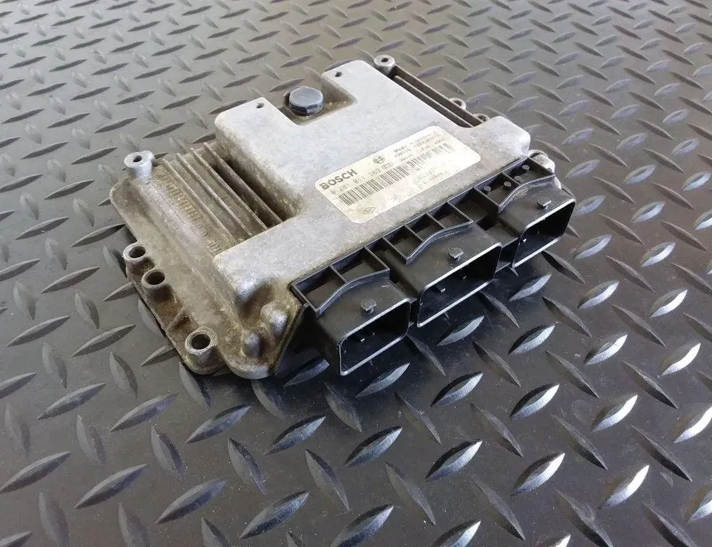 NISSAN Primera P12 (2001-2008) Engine Control Unit ECU 0281011389 31395103