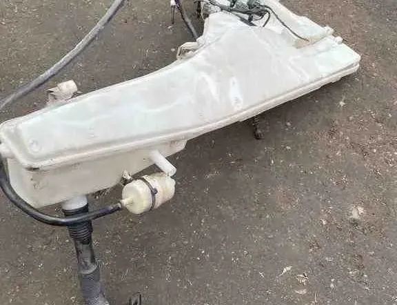 BMW X5 E70 (2006-2013) Window Washer Tank 7184713,10833217,7190998 32453685