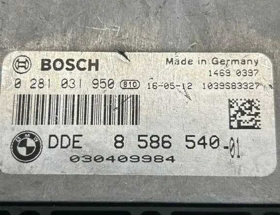 BMW 4 Series F32/F33/F36 (2013-2020) Engine Control Unit ECU 8586540 33511597