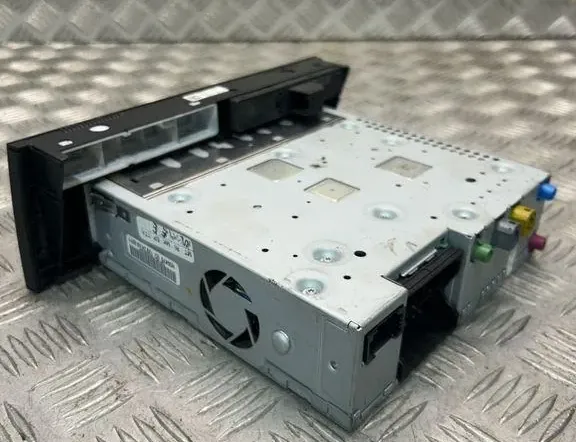 AUDI Q5 8R (2008-2017) CD Changer 8T2035670H 34988104