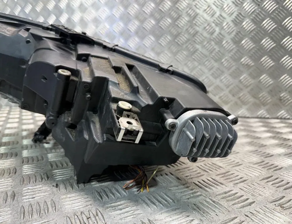 AUDI A4 B9/8W (2015-2024) Front Right Headlight 8W0941036 34909063