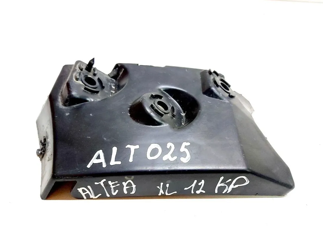 SEAT Altea 1 generation (2004-2013) Soporte del parachoques delantero izquierdo 5P0807183A 30147888