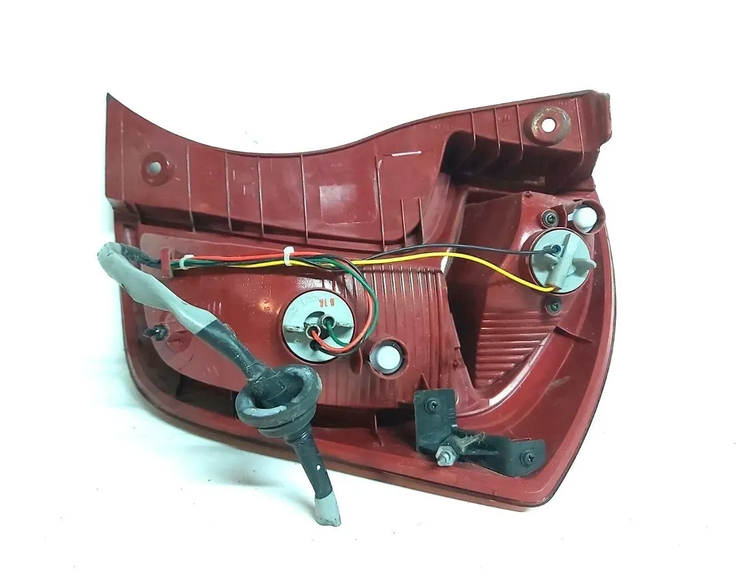 KIA Picanto 2 generation (2011-2017) Rear Left Taillight 924011Y0 30151845