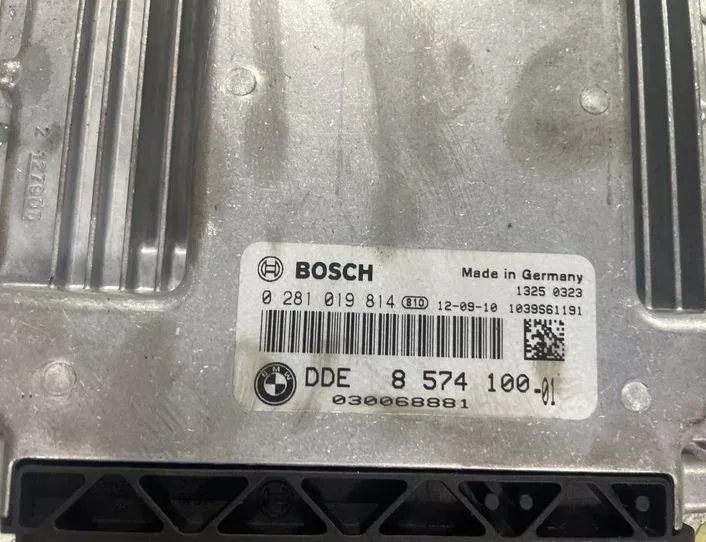 BMW 5 Series F10/F11 (2009-2017) Unidad de control del motor ECU 0281019814,8574100 22203065