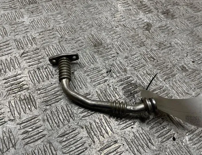 SKODA Octavia 3 generation (2013-2020) EGR Tube Pipe 04L145736E 22212708