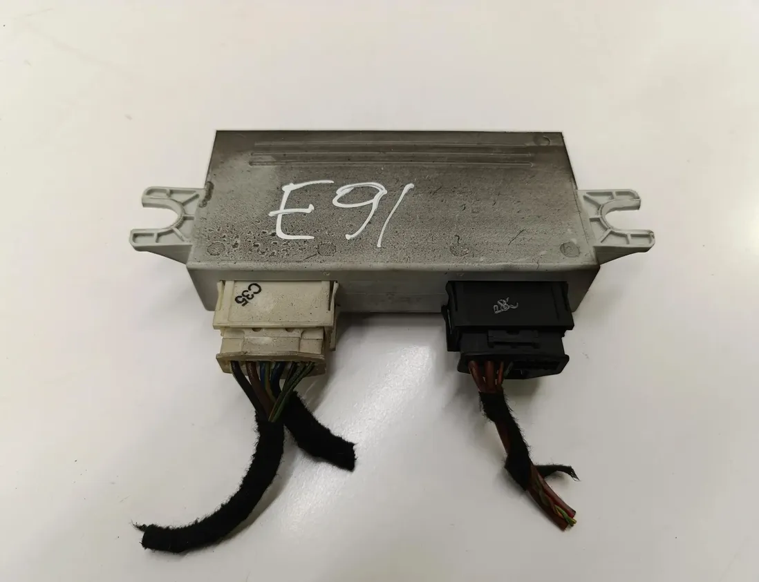 BMW 3 Series E90/E91/E92/E93 (2004-2013) Módulo de control del techo corredizo 9137054 27485860