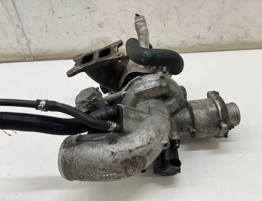 AUDI A4 B9/8W (2015-2024) Turbocharger 06L145612M 34988316