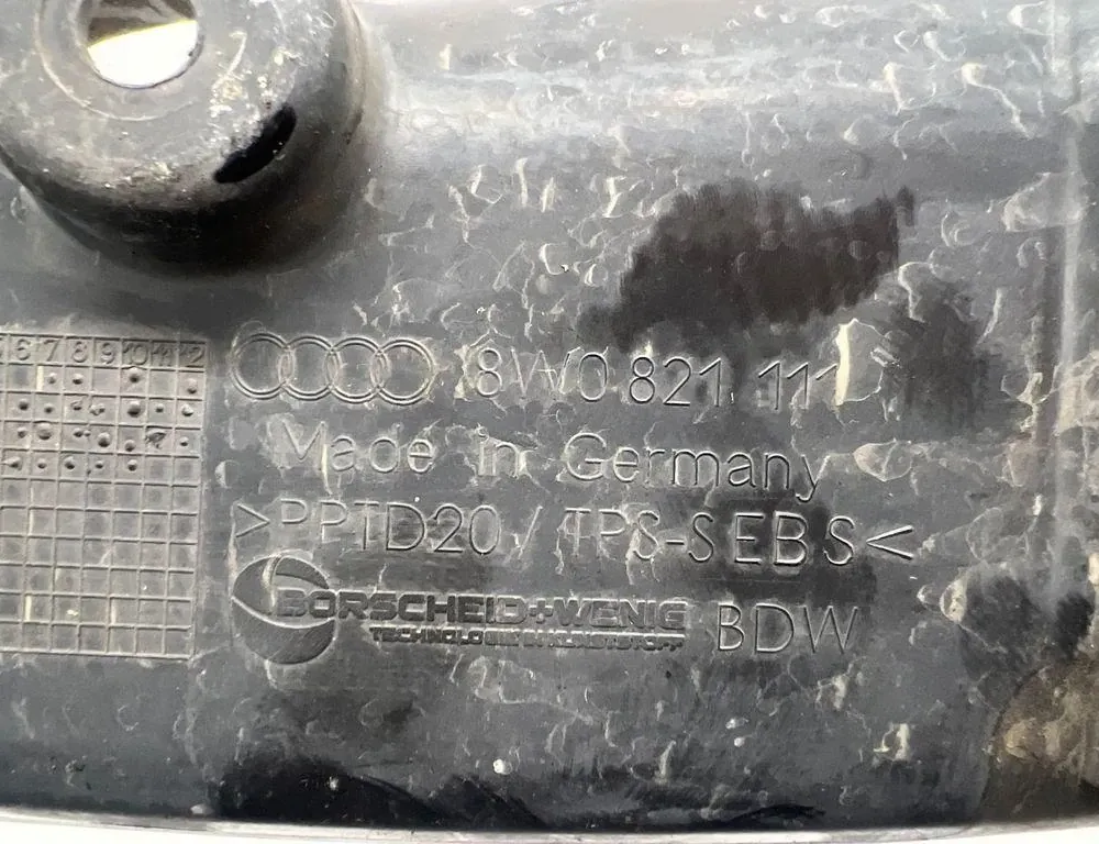 AUDI A4 B9/8W (2015-2024) Wing completion 8W0821111 34989076