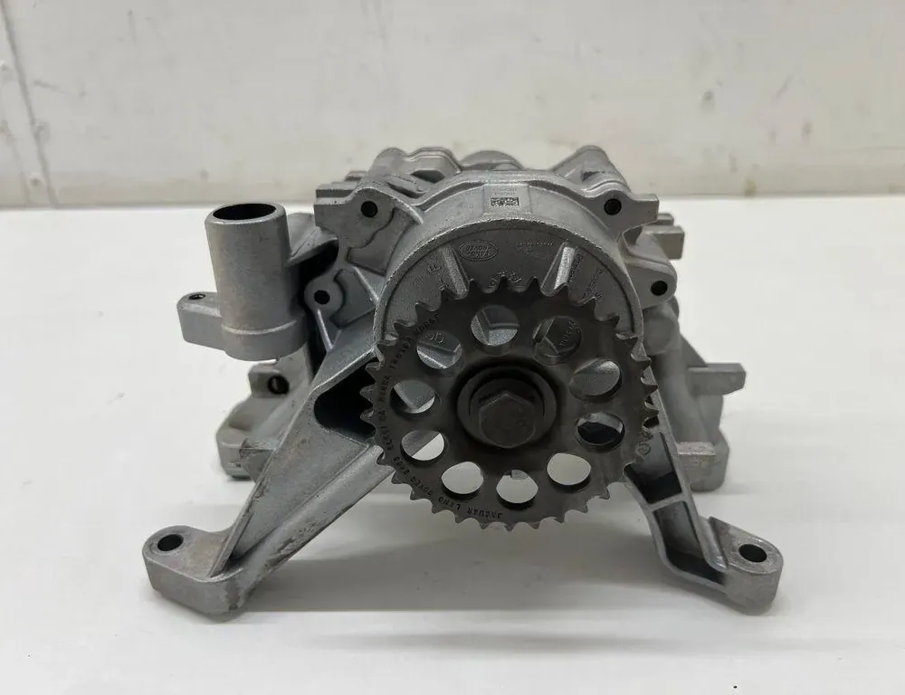 LAND ROVER Discovery 5 generation (2016-2024) Oil Pump G4D36L079F 34989060