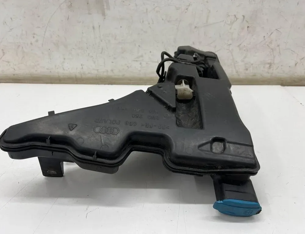 AUDI A4 B9/8W (2015-2024) Window Washer Tank 8W0955451 34985367
