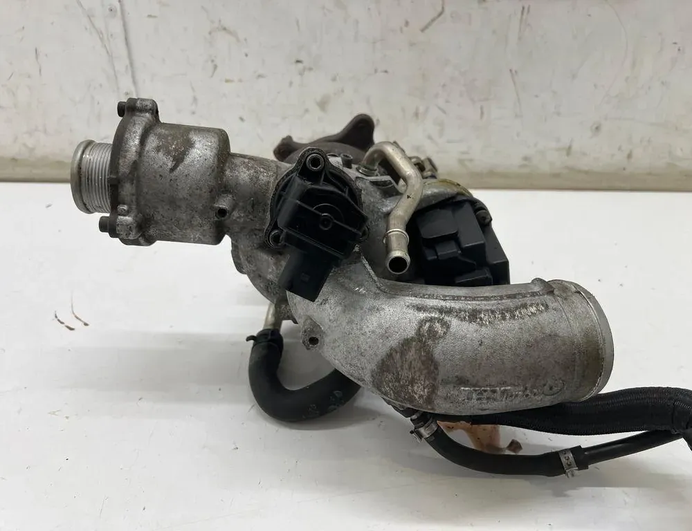 AUDI A4 B9/8W (2015-2024) Turbocharger 06L145612M 34988316