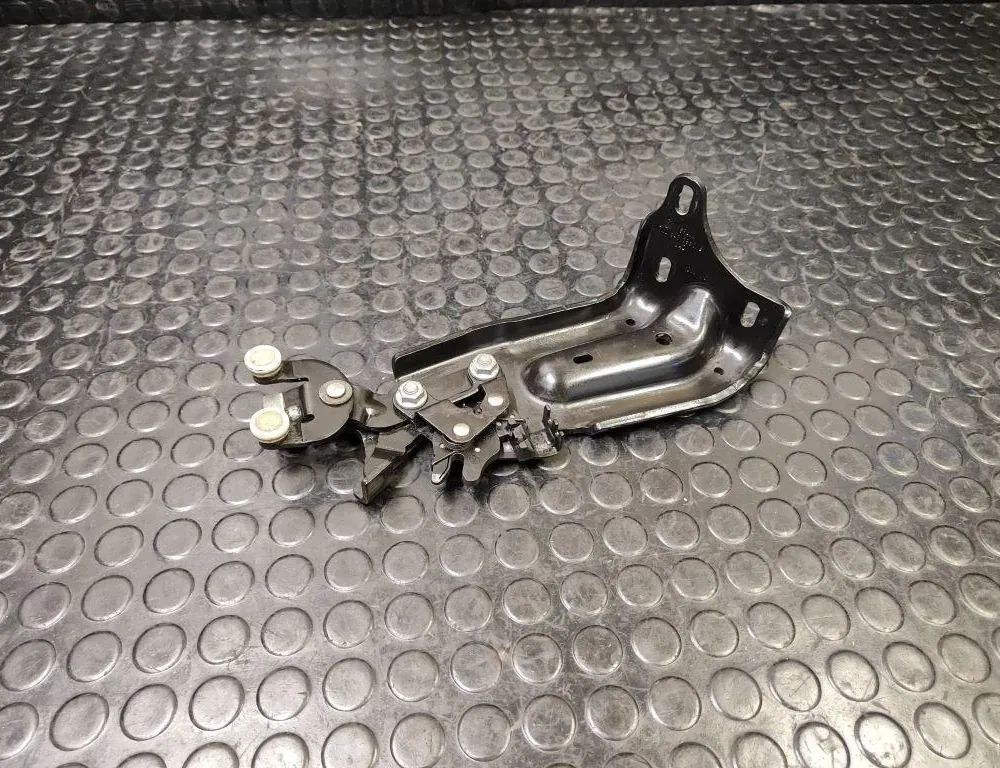 SEAT Alhambra 2 generation (2010-2021)  Sliding door hinge 7N0843398C 33173181