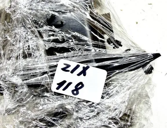 AUDI A8 D4/4H (2010-2018) Tubo de entrada de aire 4H1819353,4H1819353A 34791536