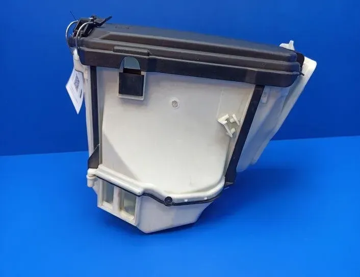 MERCEDES-BENZ C-Class W204/S204/C204 (2004-2015) Caja de fusibles A2045400160,A2045400182,A2045400124 21197862