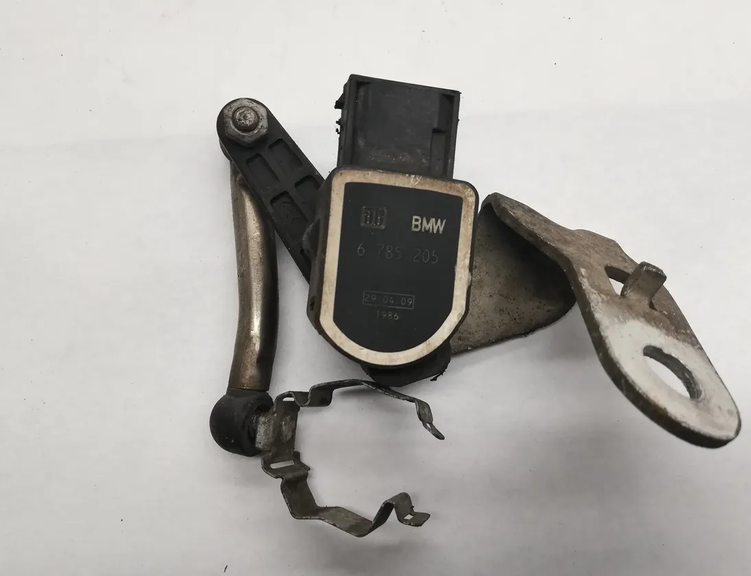 BMW 3 Series E90/E91/E92/E93 (2004-2013) Rear Right Height Level Sensor 6785205 14182096