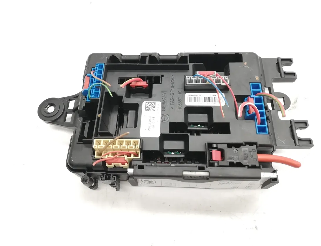 BMW 1 Series F20/F21 (2011-2020) Fuse box 9228158 23055245